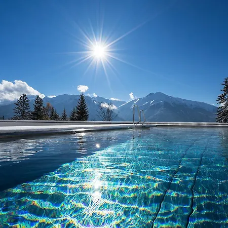 Nidum - Casual Luxury 3* Мезерн