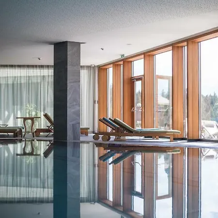 Nidum - Casual Luxury Hotel