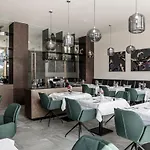 酒店 Nidum- 休闲豪华酒店 3*