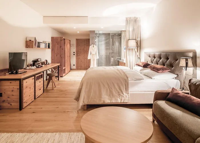 Nidum - Casual Luxury